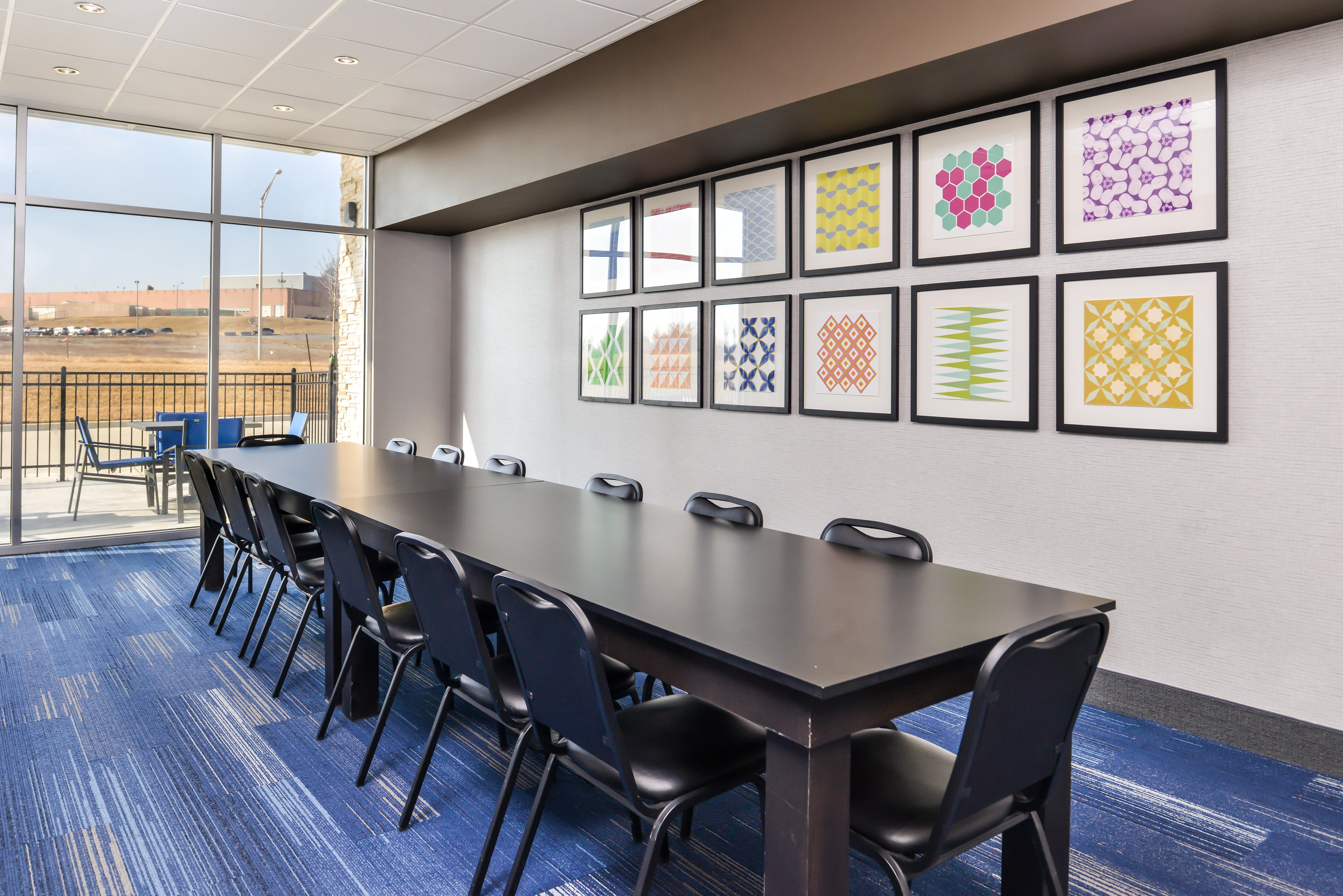 Holiday Inn Express & Suites - Kansas City - Lee'S Summit By Ihg Exterior photo